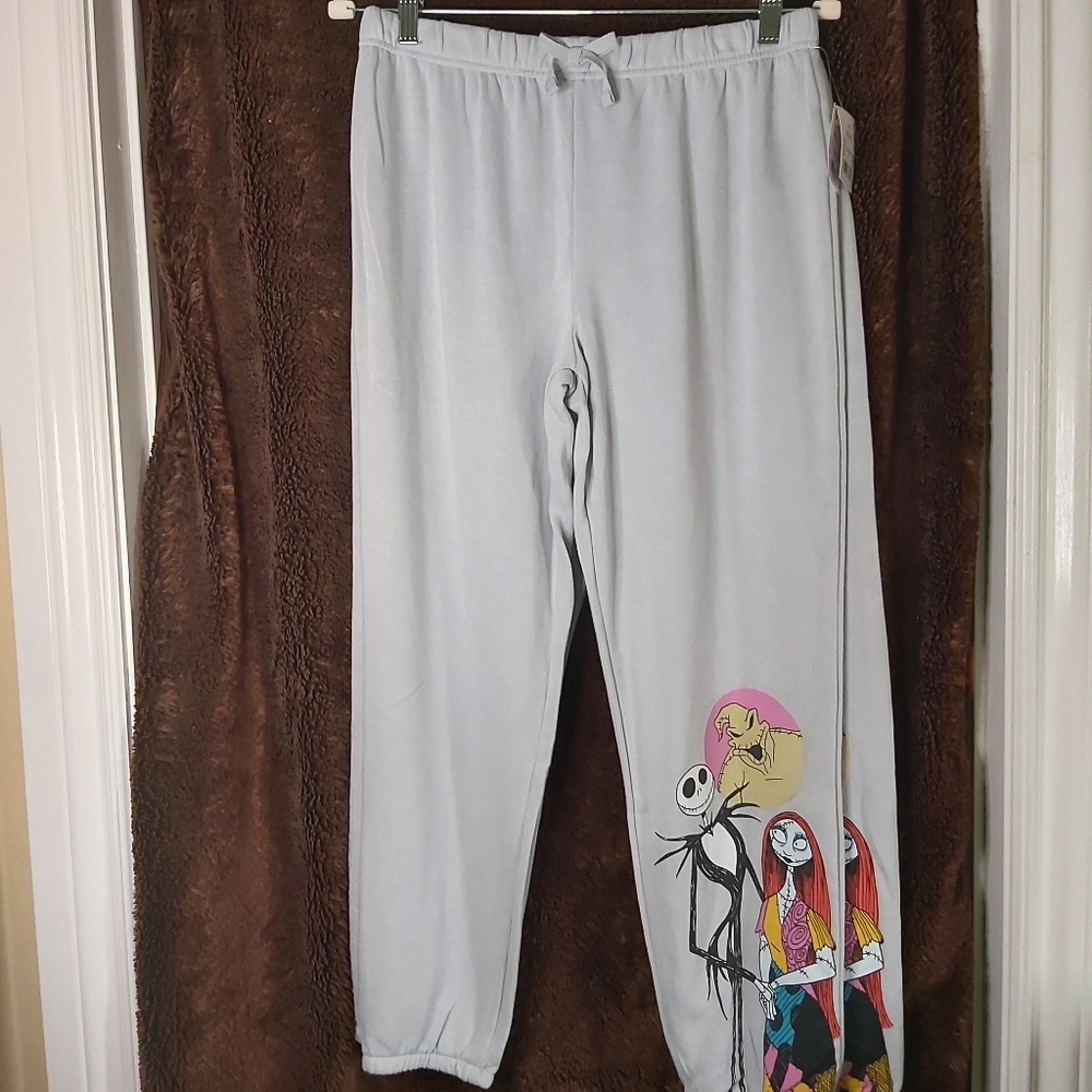 💢SOLD💢Nightmare Before Christmas Dreamy Jogger...size XXL - Picture 5 of 9